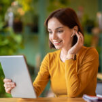 women attending a enquiry call